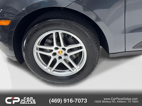 Used 2018 Porsche Macan Sport Edition image 38