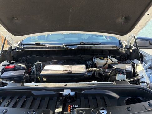 Used 2021 Chevrolet Silverado 1500 RST w/ Z71 Off-Road Package image 35