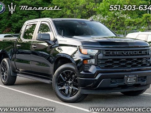 Used 2023 Chevrolet Silverado 1500 Custom AWD/4WD image 1