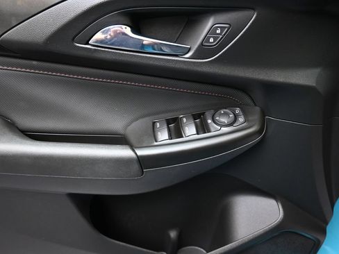 Used 2021 Chevrolet TrailBlazer RS FWD image 20