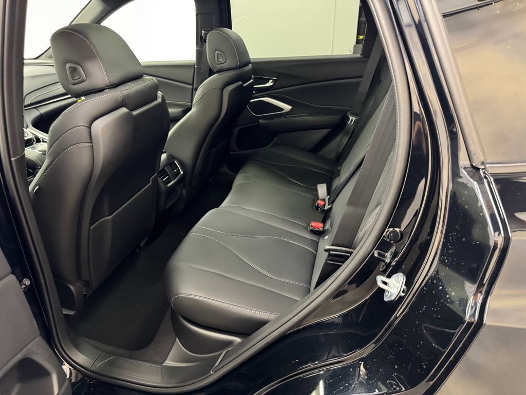 New 2026 Acura RDX SH-AWD image 30