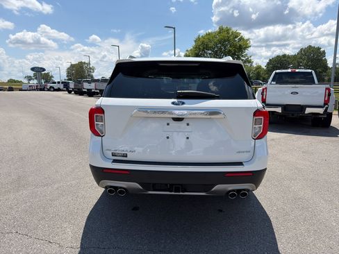 Used 2023 Ford Explorer Platinum w/ Technology Package AWD/4WD image 6