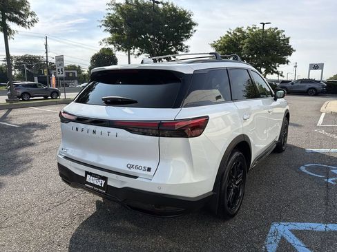 Certified 2026 INFINITI QX60 Sport w/ Dark Cargo Package AWD/4WD image 8