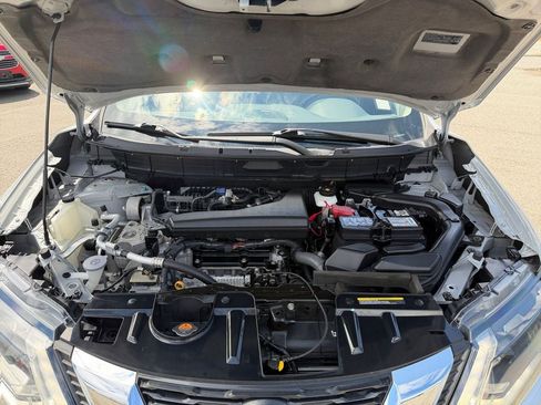 Used 2019 Nissan Rogue SL AWD/4WD image 29