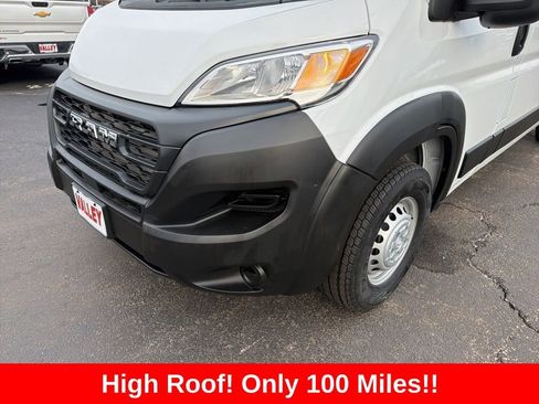 Used 2024 RAM ProMaster 2500 FWD image 11