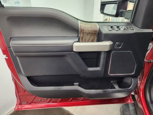 Used 2017 Ford F350 Lariat w/ Chrome Package image 14