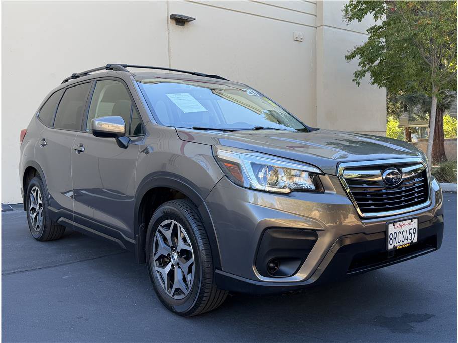 Used 2020 Subaru Forester Premium AWD/4WD image 2
