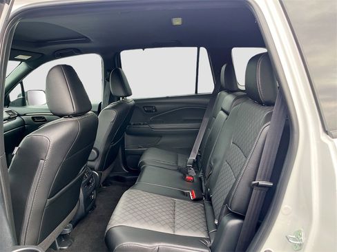 Used 2023 Honda Passport Elite image 26