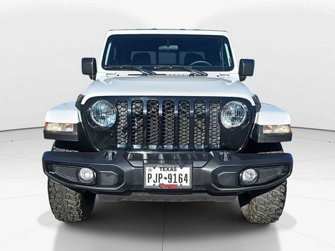 Used 2023 Jeep Gladiator Willys image 11