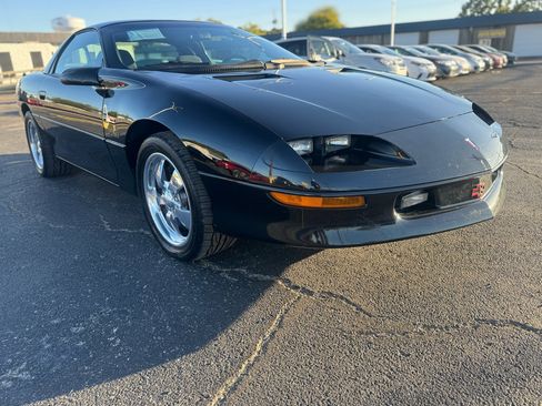 Used 1994 Chevrolet Camaro Z28 image 8