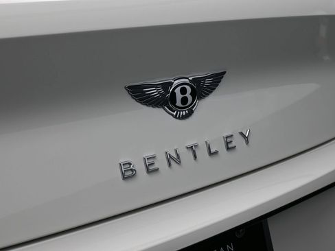 Used 2021 Bentley Continental GT image 14