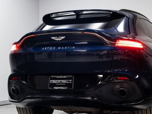 Used 2021 Aston Martin DBX image 77