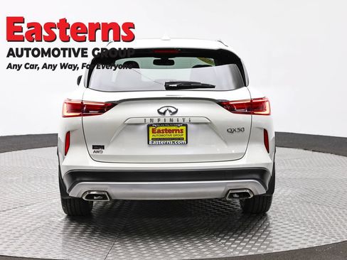 Used 2020 INFINITI QX50 Luxe w/ Navigation Package AWD/4WD image 6