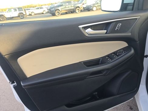 Used 2024 Ford Edge SEL w/ Convenience Package AWD/4WD image 12