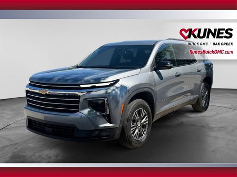 Used 2024 Chevrolet Traverse LT FWD image 5