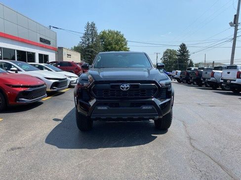 New 2025 Toyota Tacoma TRD Off-Road image 7