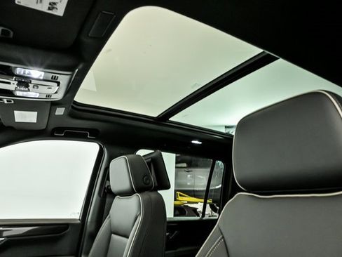 New 2026 GMC Yukon XL Elevation w/ Elevation Premium Package image 9