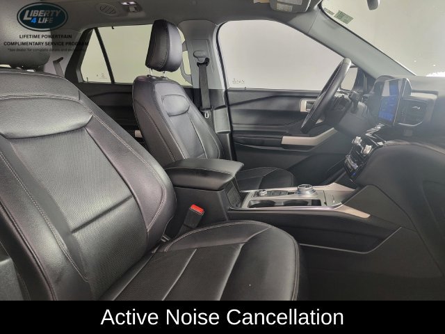 Certified 2021 Ford Explorer Limited w/ Hybrid Equipment Group 310A AWD/4WD image 18
