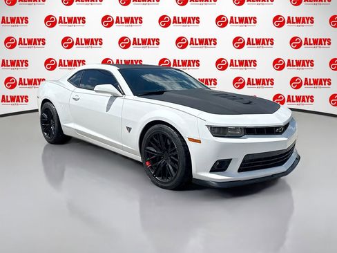 Used 2015 Chevrolet Camaro SS w/ Commemorative Special Edition RWD image 3