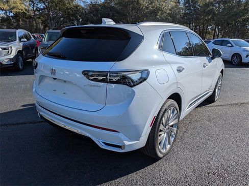 New 2026 Buick Envision Avenir image 4