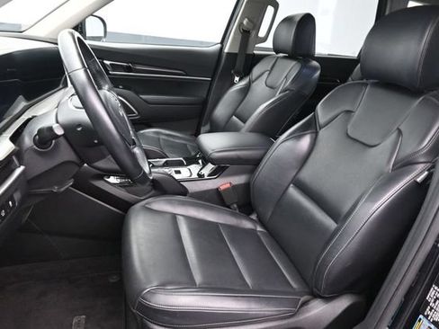 Used 2025 Kia Telluride S AWD/4WD image 24