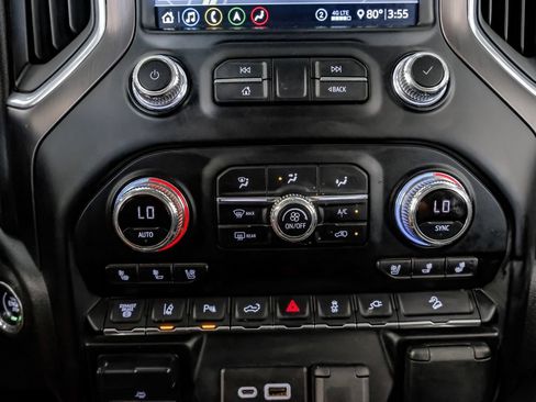 Used 2020 GMC Sierra 3500 AT4 w/ Technology Package AWD/4WD image 27