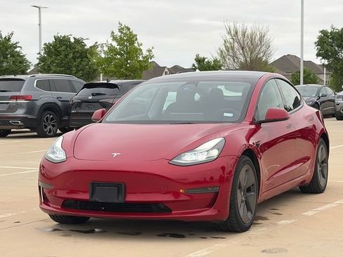 Used 2022 Tesla Model 3 image 3