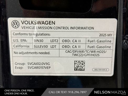 Used 2025 Volkswagen Tiguan SE R-Line AWD/4WD image 50