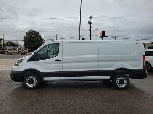 New 2026 Ford Transit 250 Low Roof RWD image 3
