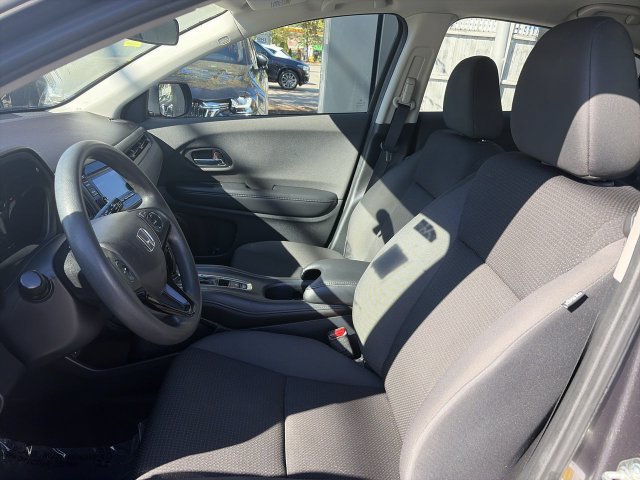 Used 2020 Honda HR-V LX image 11