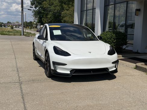 Used 2023 Tesla Model 3 Performance AWD/4WD image 15