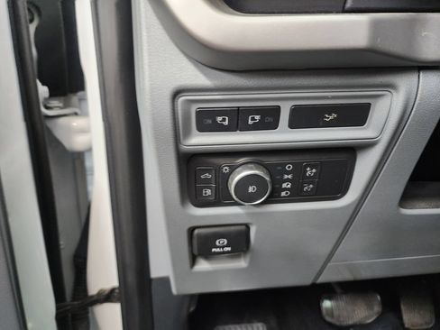 Used 2022 Ford F150 XLT w/ Equipment Group 302A High AWD/4WD image 25