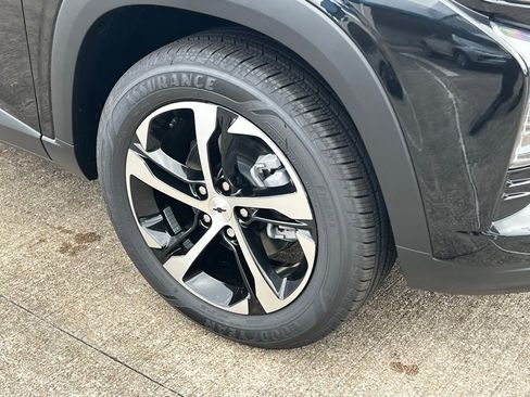 New 2026 Chevrolet Trax RS w/ Driver Confidence Package image 8