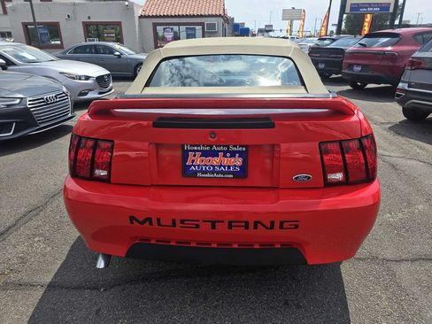 Used 2001 Ford Mustang Premium RWD image 22