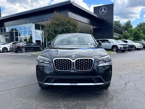 Used 2024 BMW X4 xDrive30i w/ Premium Package AWD/4WD image 3