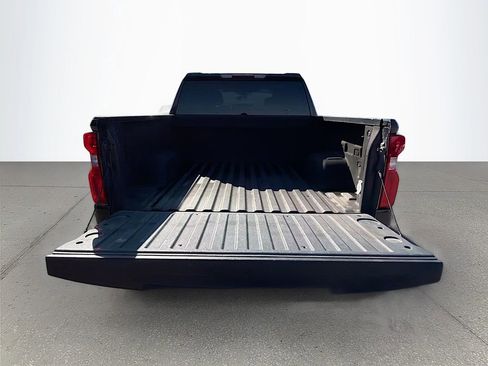 Used 2024 Chevrolet Silverado 1500 RST w/ Z71 Off-Road Package image 13