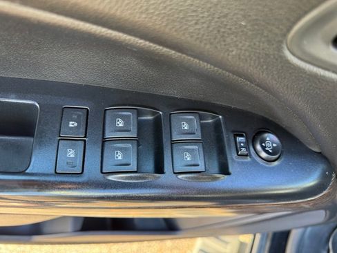 Used 2017 GMC Canyon Denali image 18