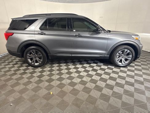 Used 2024 Ford Explorer XLT w/ Equipment Group 202A AWD/4WD image 12