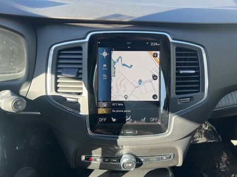 Used 2020 Volvo XC90 T5 Momentum w/ Protection Package Premier image 34