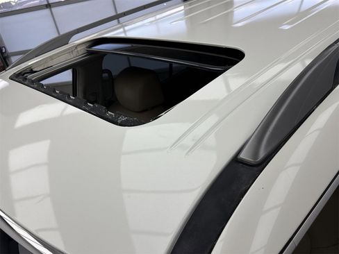 Used 2017 Nissan Armada Platinum w/ Captain Seat Package image 41