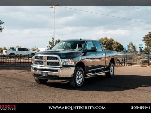 Used 2018 RAM 2500 SLT AWD/4WD image 3