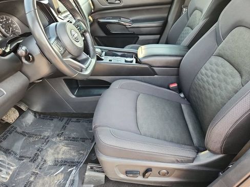 Certified 2024 Nissan Pathfinder SV AWD/4WD image 7