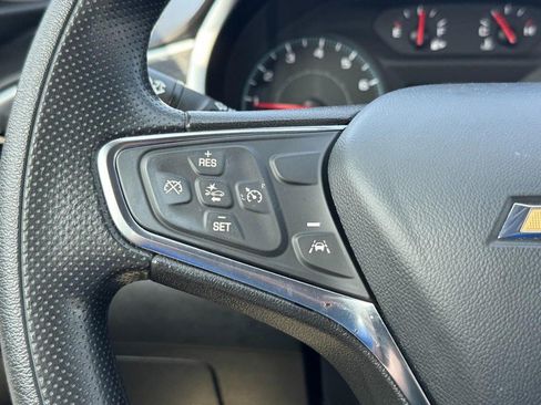 Used 2024 Chevrolet Malibu LT FWD image 16