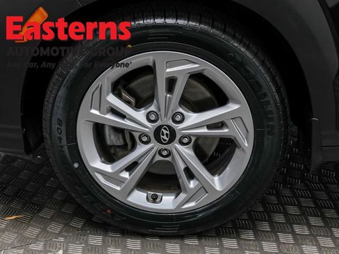 Used 2023 Hyundai Kona SEL image 31