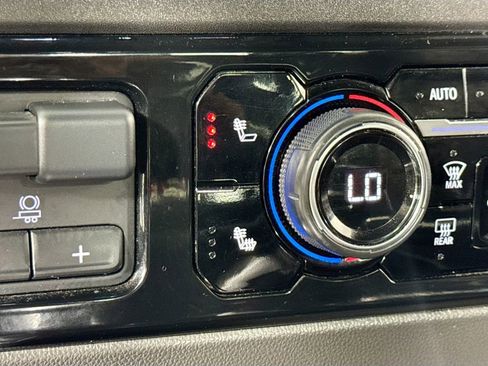 Used 2022 Chevrolet Silverado 1500 LT Trail Boss w/ LT Trail Boss Premium Package image 24