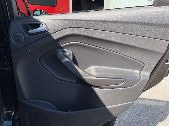 Used 2019 Ford Escape Titanium AWD/4WD image 34