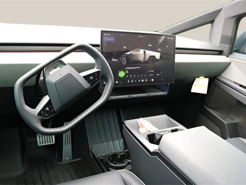 Used 2025 Tesla Cybertruck AWD Crew Cab image 19