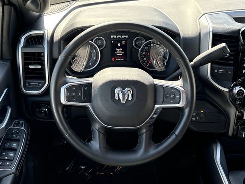 Used 2024 RAM 2500 Big Horn w/ Sport Appearance Package image 20