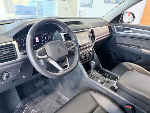 Used 2023 Volkswagen Atlas SEL image 12