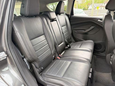 Used 2015 Ford Escape Titanium AWD/4WD image 24